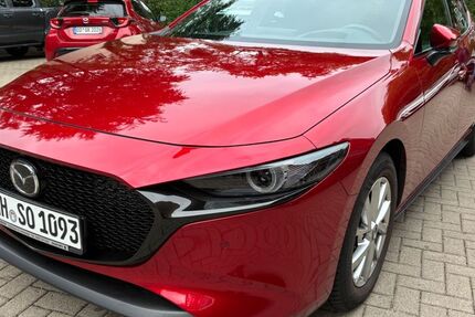 Mazda 3 6.900 km 24.950 &euro; Hamburg 21033