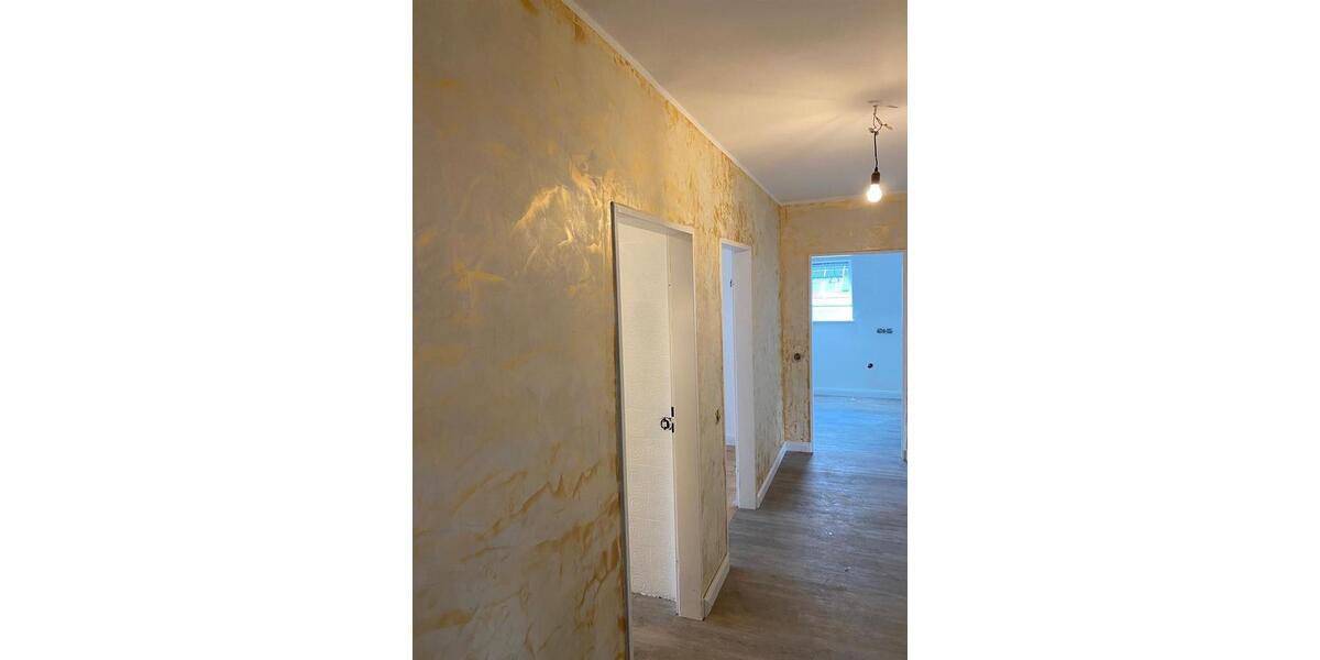 LAGE! LAGE! TOPLAGE in Quickborn. Charmante, lichtdurchflutete 4 Zimmerwohnung mit riesigem Süd-Balkon. 4 zimmer