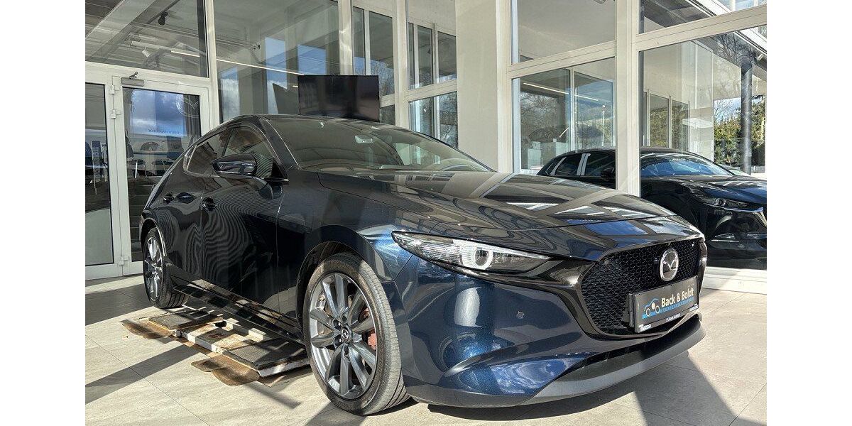 Mazda 3 69.986 km 20.450 &euro; Hamburg 22761