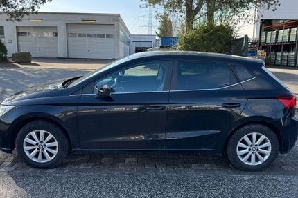 Seat Ibiza 93.852 km 5.999 &euro; Barsbüttel 22885