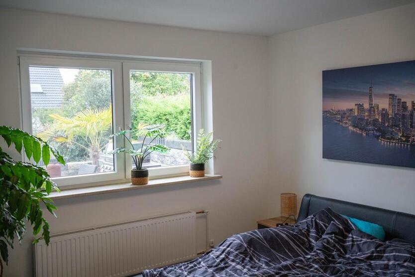 Haus mit großem Garten in bester Lage zimmer