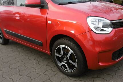 Renault Twingo 16.869 km 8.990 &euro; Hamburg 22459