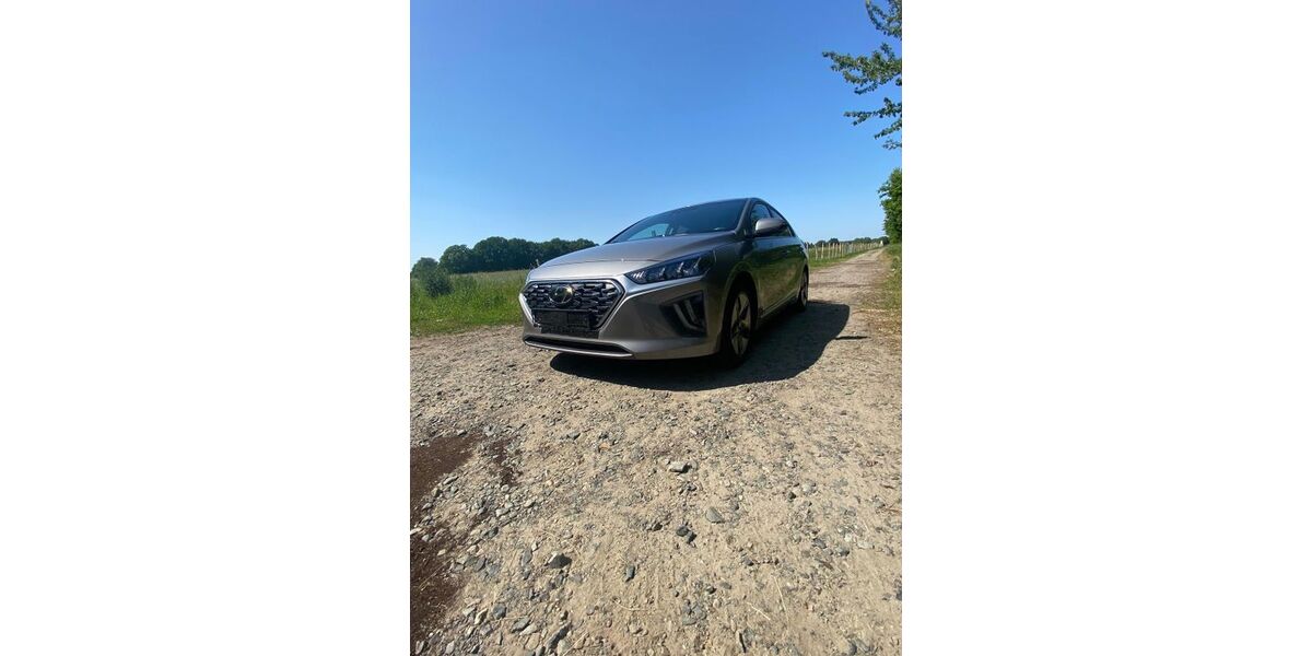 Hyundai IONIQ 126.000 km 13.490 € Hamburg 21147