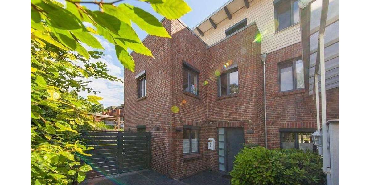 Einfamilienhaus Hamburg Groß Borstel - 6 Zimmer, 210 m&sup2;, 4.200&euro; | Angebot:26821531