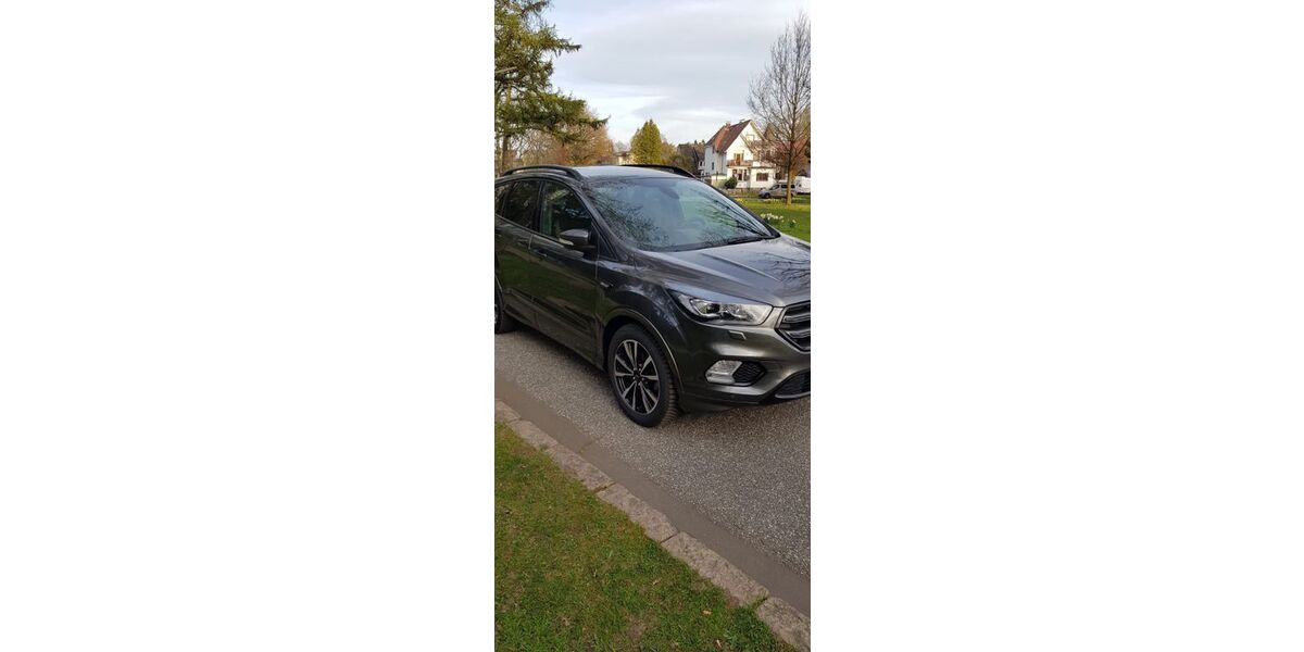 Ford Kuga 55.000 km 19.200 &euro; Hamburg 22177