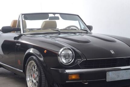 Fiat 124 Spider