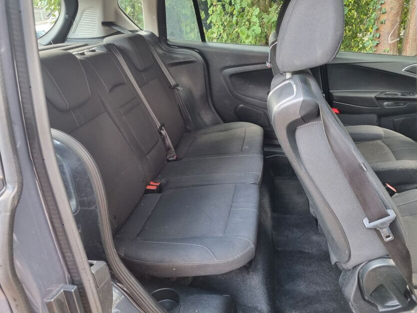 Ford B-Max 153.500 km 4.900 € Hamburg 22147