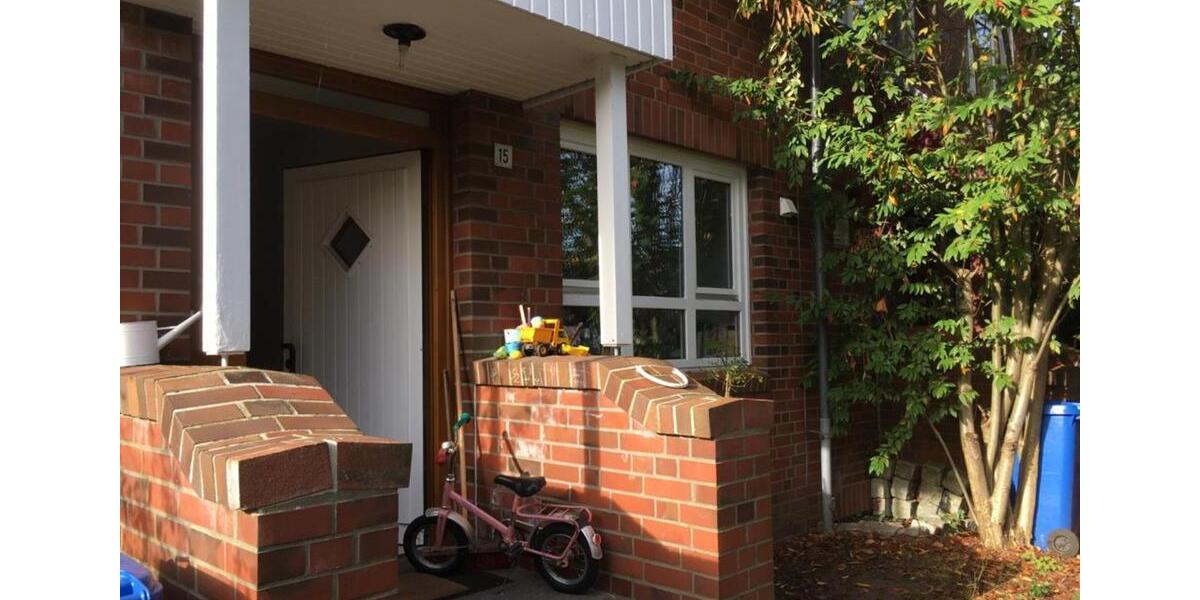 Reihenhaus Buchholz in der Nordheide - 6 Zimmer, 140 m&sup2;, 440.000&euro; | Angebot:25993041