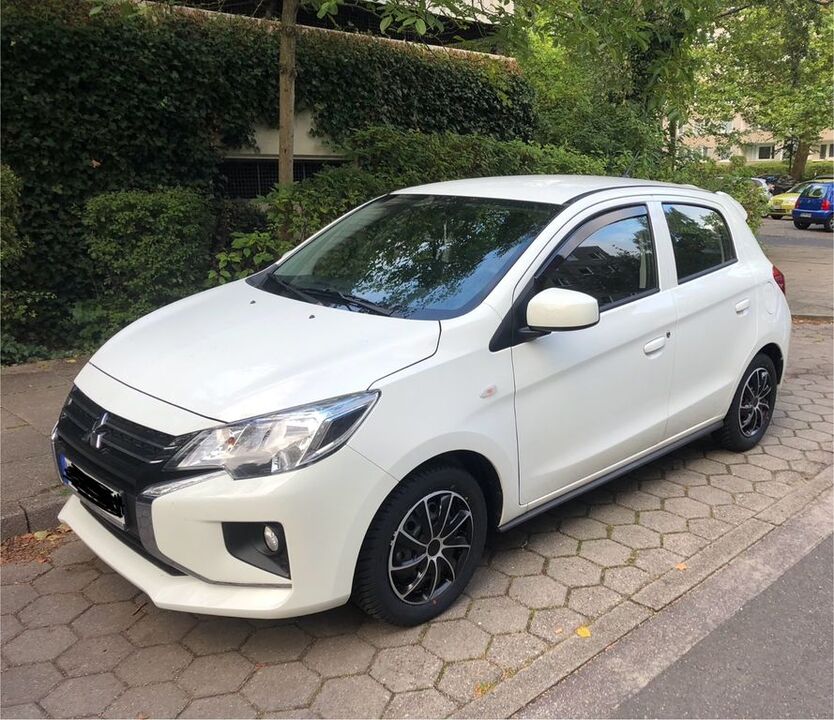 Mitsubishi Space Star 56.000 km 5.200 € Hamburg 22337