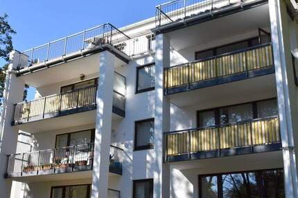 Möblierte 2-Zi. Wohnung mit TG-Stellplatz zw. Alster u. Feenteich befristet zu vermieten! 2 zimmer