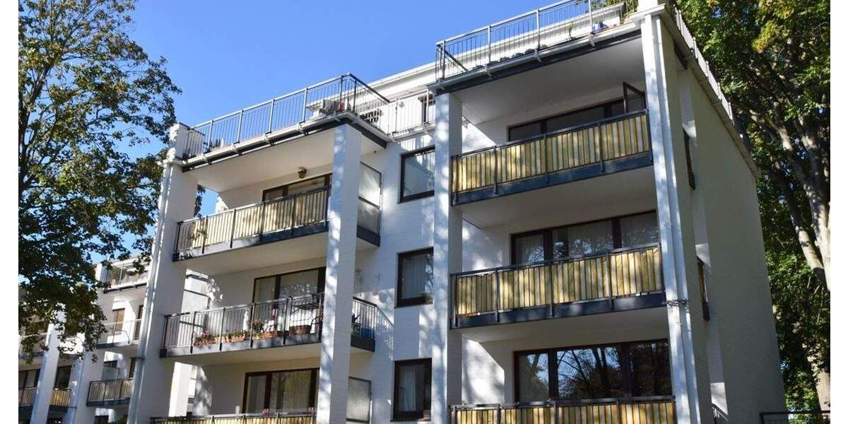 Möblierte 2-Zi. Wohnung mit TG-Stellplatz zw. Alster u. Feenteich befristet zu vermieten! 2 zimmer