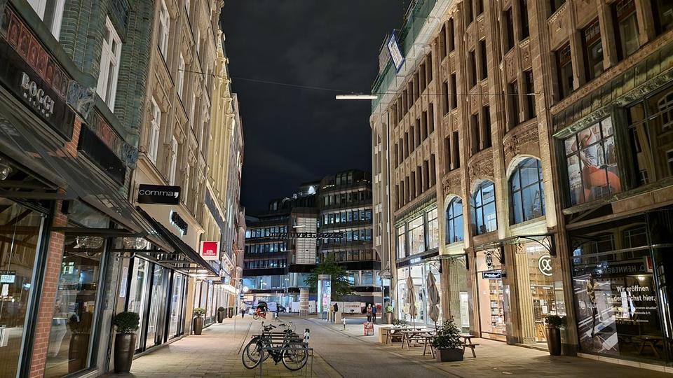 Dachgeschoßwohnung Hamburg Hamburg-Mitte - 3 Zimmer, 70 m&sup2;, 1.594&euro; | Angebot:26382884