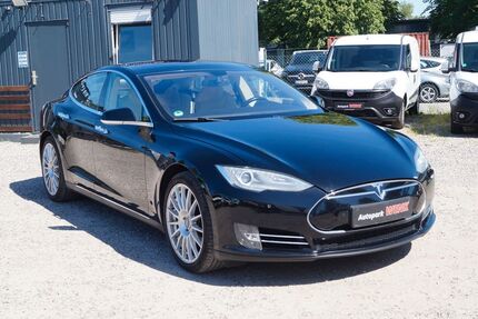 Tesla Model S 211.000 km 16.999 &euro; Geesthacht 21502