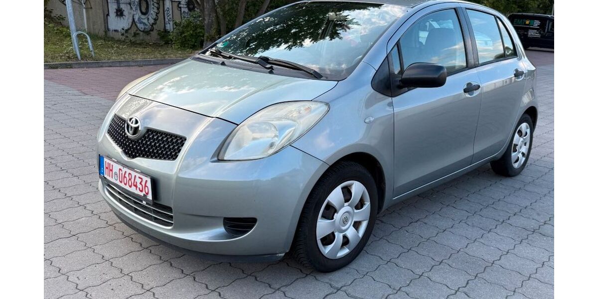 Toyota Yaris 187.257 km 2.450 &euro; Hamburg 20539