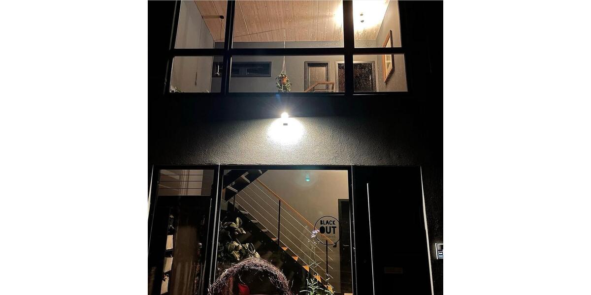 Einfamilienhaus Hamburg Sternschanze - 8 Zimmer, 400 m&sup2;, 799.000&euro; | Angebot:26678214