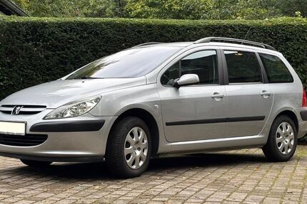 Peugeot 307 107.000 km 2.900 € Hamburg 22589