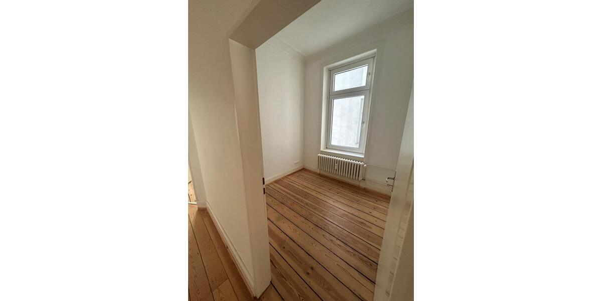 Etagenwohnung Hamburg Altstadt - 4 Zimmer, 101 m&sup2;, 1.632&euro; | Angebot:26148035