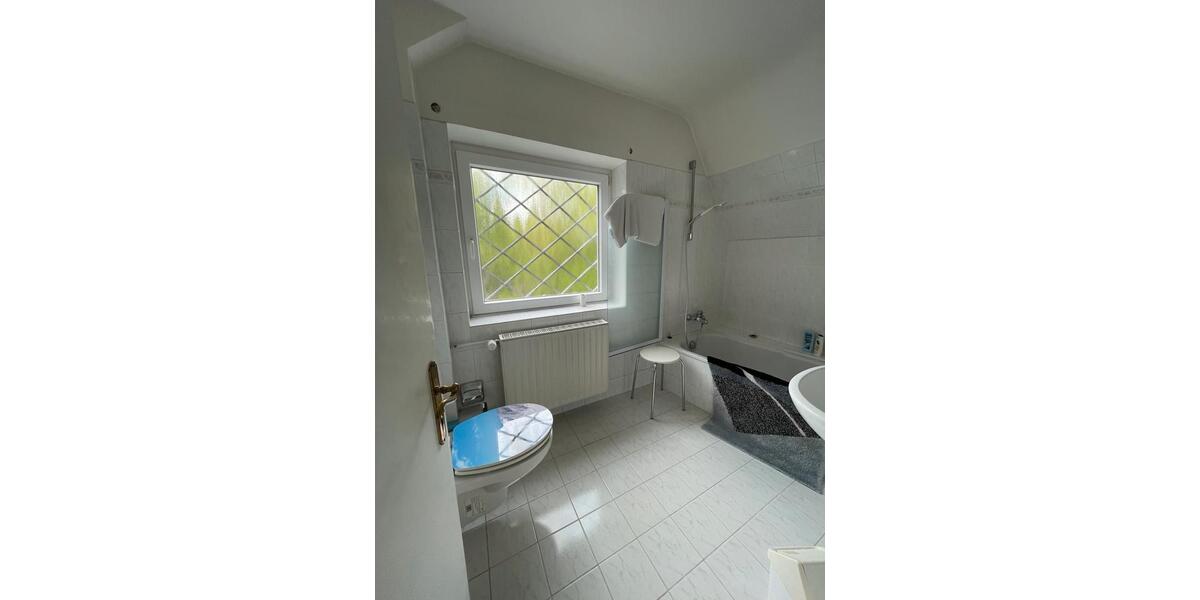 Einfamilienhaus Hamburg Wandsbek - 8 Zimmer, 200 m&sup2;, 1.350.000&euro; | Angebot:27162669