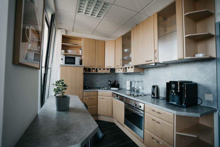 Therapieraum mit eigener Dachterrasse - zentrale Lage in Hamburg zimmer