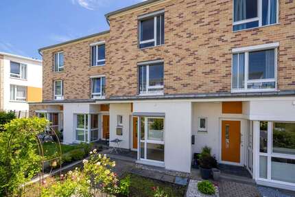 Haus Hamburg / Poppenbüttel Poppenbüttel - 4 Zimmer, 125 m&sup2;, 639.000&euro; | Angebot:26018280