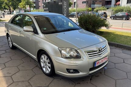 Toyota Avensis 213.000 km 3.499 &euro; Hamburg 22045
