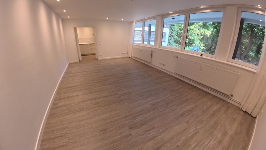 Außergewöhnliche Fläche am Fuß der Schwarzen Berge - komplett saniert, Erstbezug - Erdgeschoßwohnung Rosengarten Ehestorf | Angebot:27529474