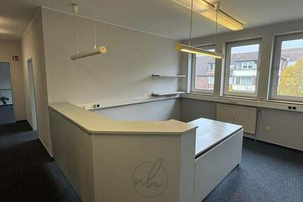 Gewerbeobjekt Hamburg Bramfeld - 4 Zimmer, 140 m&sup2;, 1.680&euro; | Angebot:26141593