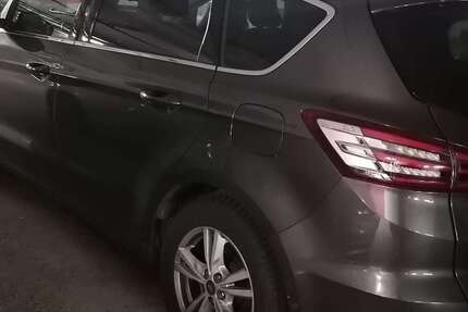 Ford S-Max 140.000 km 17.000 € Norderstedt 22850