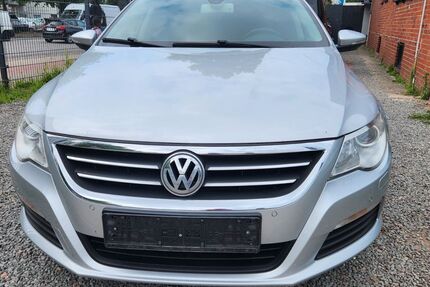 VW Passat 137.169 km 7.000 € Hamburg 22043