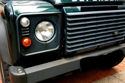 Land Rover Defender 108.000 km 39.990 &euro; Hamburg 22085