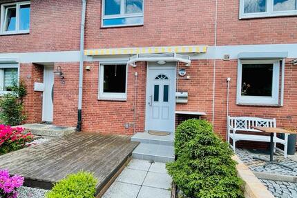 Haus Norderstedt Friedrichsgabe - 4 Zimmer, 100 m&sup2;, 1.600&euro; | Angebot:25546950