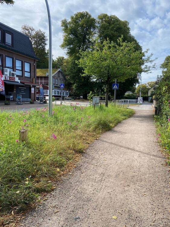 Großzügige 3-Zimmer-Wohnung im Ortskern von Bergstedt