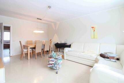 Haus Hamburg Rahlstedt - 3 Zimmer, 220.000&euro; | Angebot:25632360