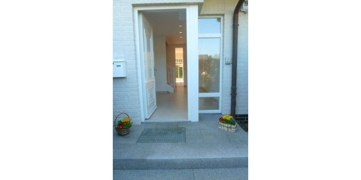 Doppelhaushälfte Hamburg Iserbrook - 5 Zimmer, 151 m&sup2;, 3.100&euro; | Angebot:25178533