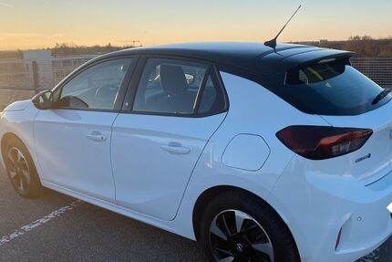 Opel Corsa 45.918 km 12.900 &euro; Hamburg 22395