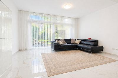 FRISCH SANIERTES FAMILIENGLÜCK - Reihenmittelhaus Hamburg Farmsen-Berne Berne | Angebot:26326764