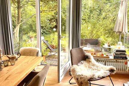 Ruhig wohnen - gut angebunden: Charmantes, familienfreundliches Endreihenhaus in Blankenese. 6 zimmer