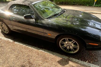 Jaguar XK8 170.605 km 8.000 &euro; Hamburg 22587