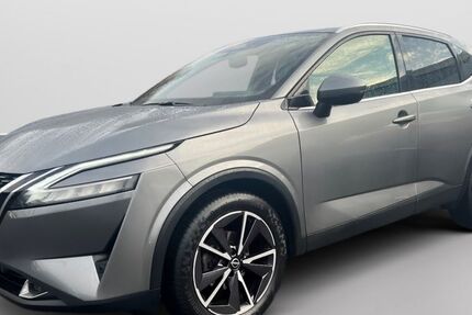 Nissan Qashqai 72.811 km 23.885 &euro; Halstenbek 25469