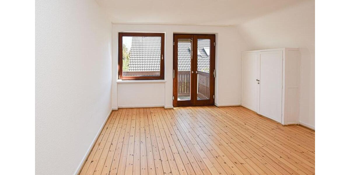 Einfamilienhaus Ahrensburg - 9 Zimmer, 170 m&sup2;, 2.600&euro; | Angebot:24800854