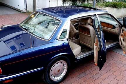 Jaguar Daimler 159.000 km 22.900 € Hamburg 22301