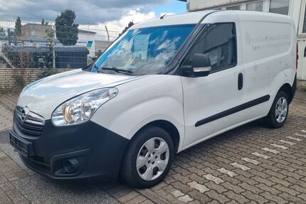Opel Combo 110.238 km 4.990 &euro; Hamburg 20537