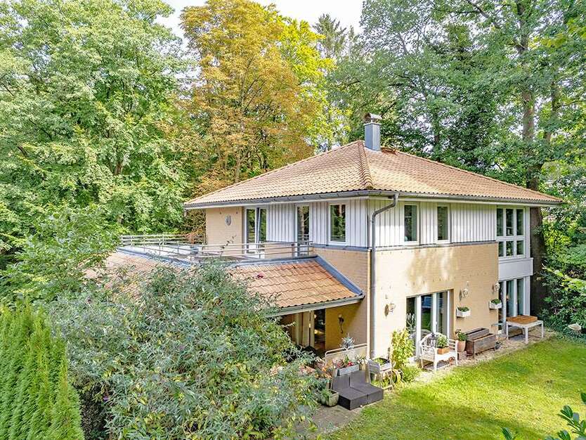 Haus zum Kaufen in Hamburg 999.995 € 210 m²