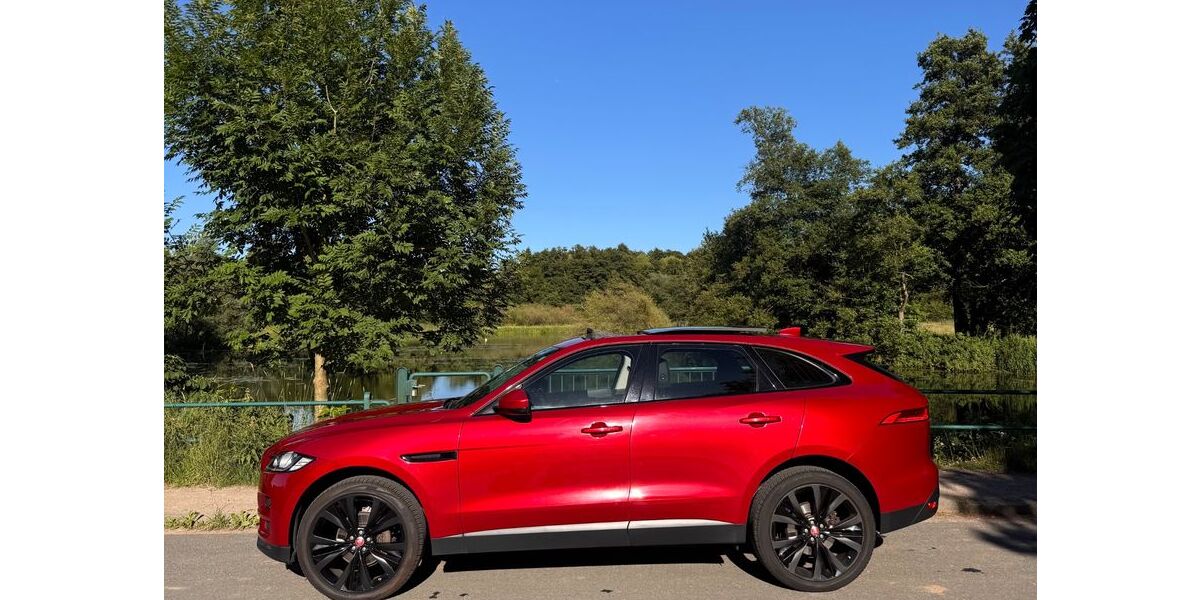 Jaguar F-Pace 124.000 km 15.500 &euro; Hamburg 22397