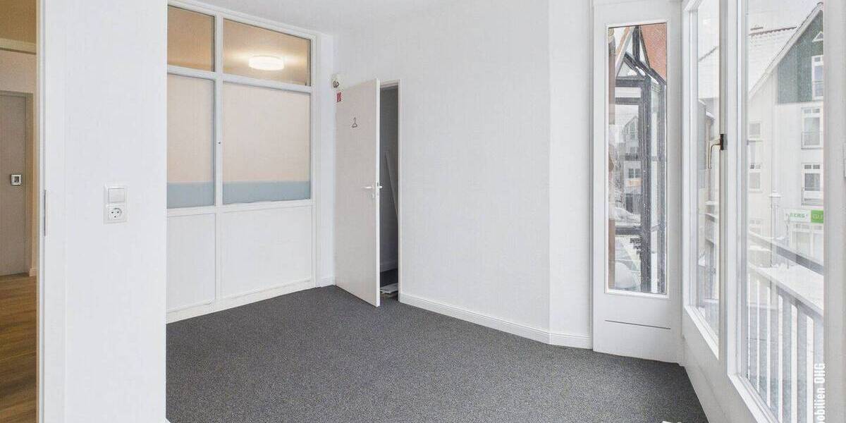 Gewerbeobjekt Buxtehude - 5 Zimmer, 157 m&sup2;, 1.570&euro; | Angebot:26275829