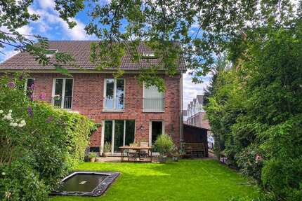 Haus zum Mieten in Wedel 1.980 € 130 m²