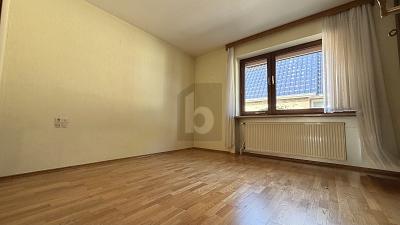 FAMILIENTREFF IM GEMEINSAMEN GARTEN - Zweifamilienhaus Tornesch | Angebot:27087267