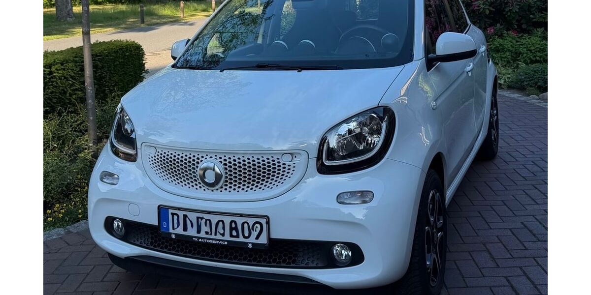 Smart ForFour 55.829 km 7.680 &euro; Kummerfeld 25495