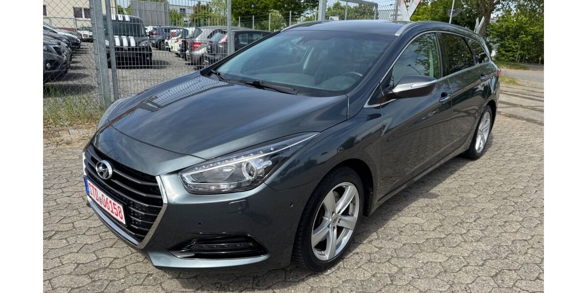 Hyundai i40 140.000 km 10.999 &euro; Buxtehude 21614
