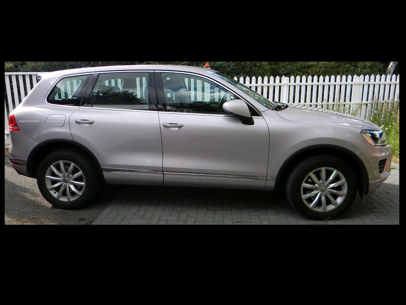 VW Touareg 214.445 km 17.300 € Quickborn 25451
